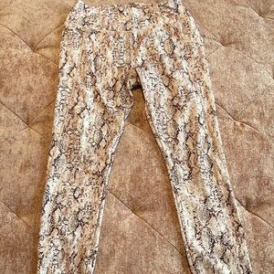 Pink Snakeskin Leggings with Double Pockets